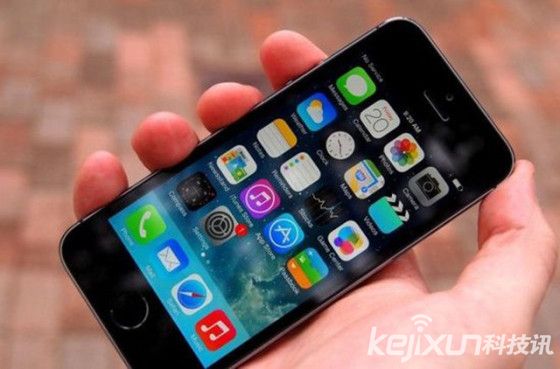 iPhone 5s銷售強勁 蘋果或推小尺寸手機