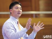 刘强东谈小扎裸捐：京东还在亏损所以…