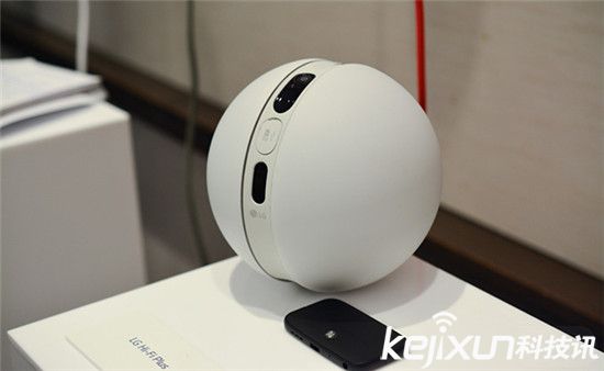 MWC2016智能家居看点：LG 翻滚机器人萌死人