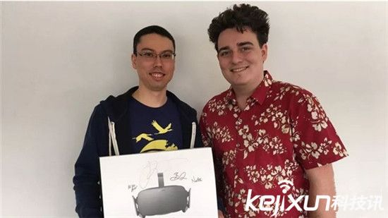 全球首台Oculus Rift消费版收货啦：创始人送货上门