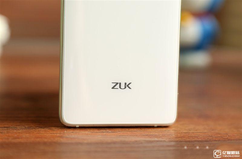 ZUK Z2 Pro旗舰版深度评测：0.05mm全球最窄黑边！