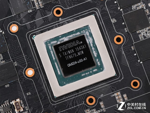 壕气冲天贺新年 索泰970至尊纪念版评测 