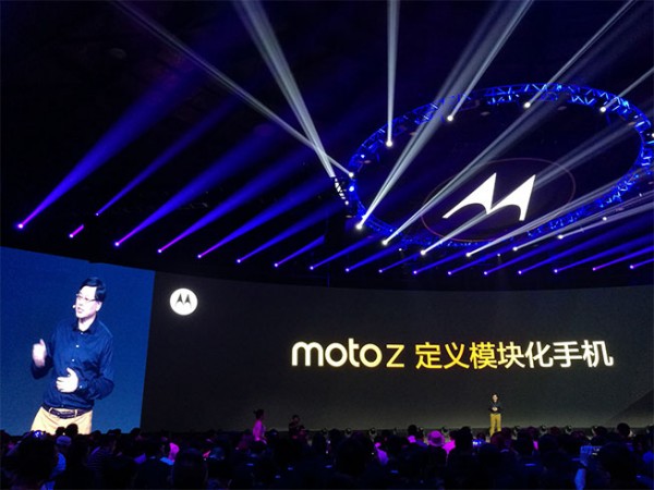 谷歌向左联想向右 Moto Z模块化手机路在何方？