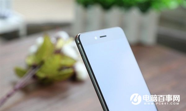 简约弧形天线设计 nubia Z11 miniS图赏