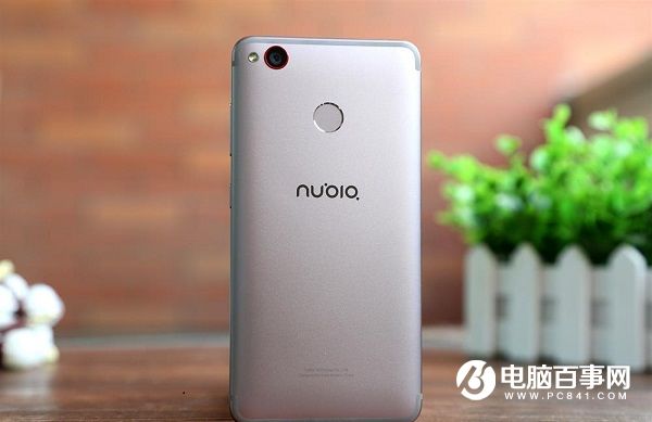 简约弧形天线设计 nubia Z11 miniS图赏