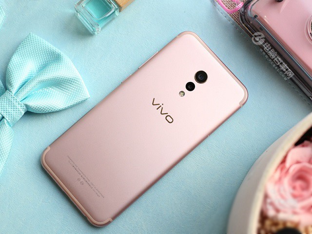 vivo Xplay6和Xplay5哪个好看？颜值对比