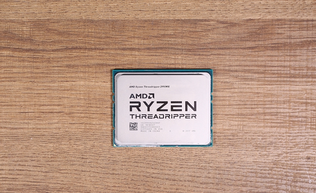 AMD執行緒撕裂者2990WX開箱圖賞 32核最強CPU來襲！