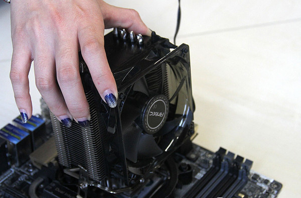 选购机箱需要注意哪些？史上最全的选购机箱全攻略