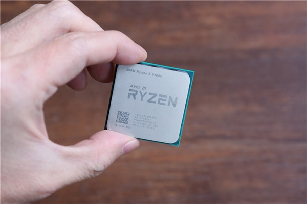 锐龙R5-2400G和酷睿i5-8400对比评测 哪个好？