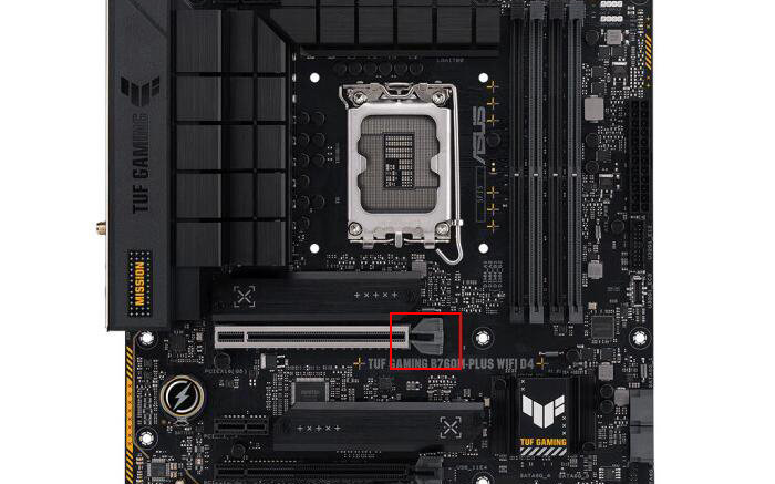 显卡拔不出来一头卡住了怎么办?显卡无法拆下来的原因及方法