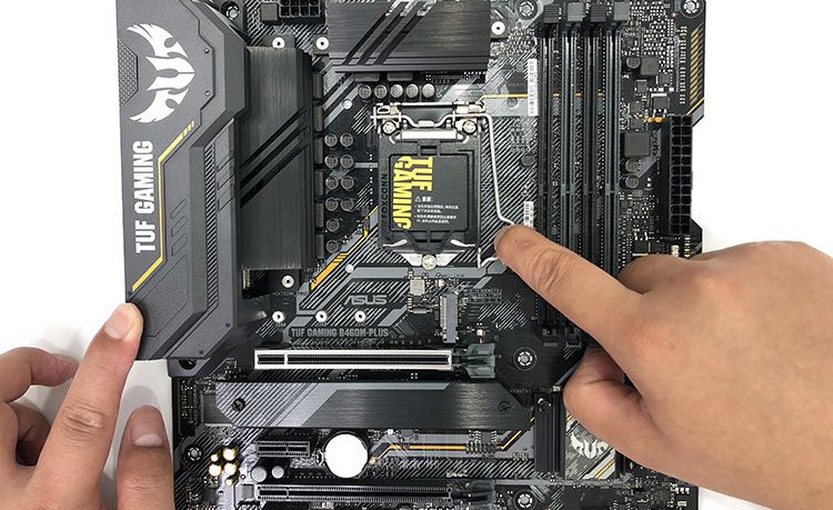 台式电脑CPU如何安装到主板上?intel和AMD CPU安装图解步骤教程