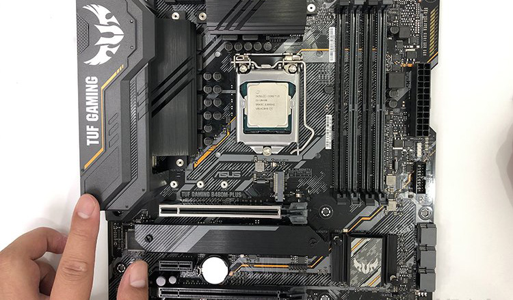 intel cpu安装方法详细步骤 主板带一个塑料壳