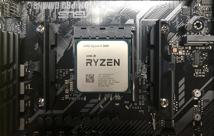 台式机CPU如何安装到主板上?intel和AMD CPU安装图解步骤教程