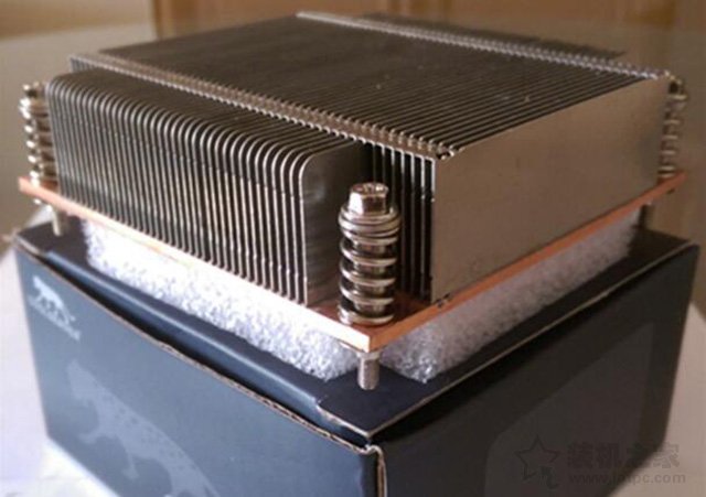 如何选购CPU散热器?小白装机通俗易懂的水冷/风冷CPU散热器知识