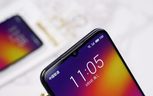 圆润玻璃机身 魅族Note9真机图赏