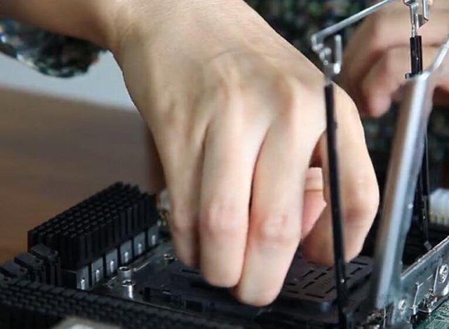 AMD锐龙Threadripper处理器怎么安装？锐龙Threadripper安装教程