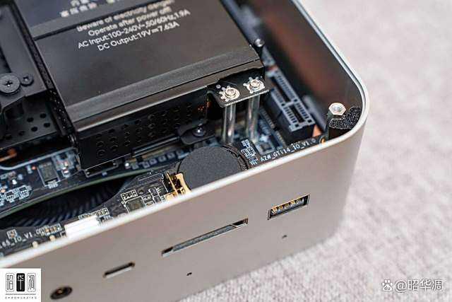 零刻GTi15 Ultra迷你主机拆解测评,重新定义迷你主机天花板