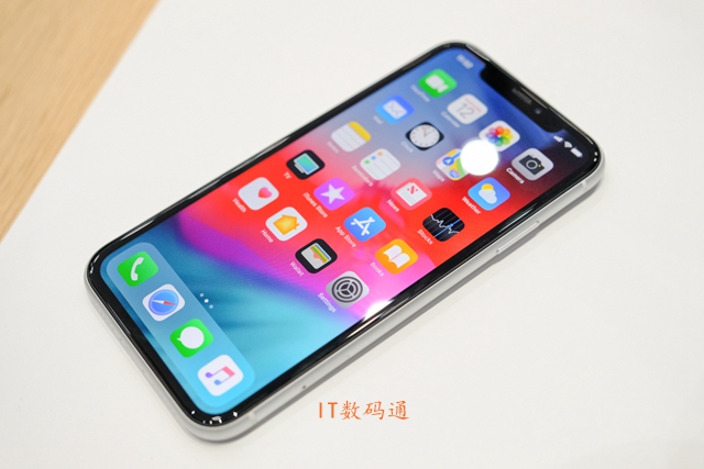 iPhone Xs和X哪个好 iPhone X和iPhone XR区别对比