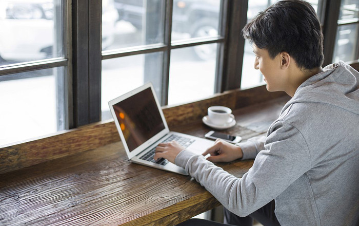 设计师购买酷睿轻薄本怎么挑选?购买酷睿轻薄本需要注意的事项