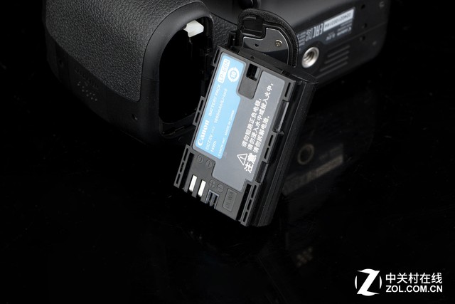 全面升级对焦强悍 佳能80D/70D对比评测