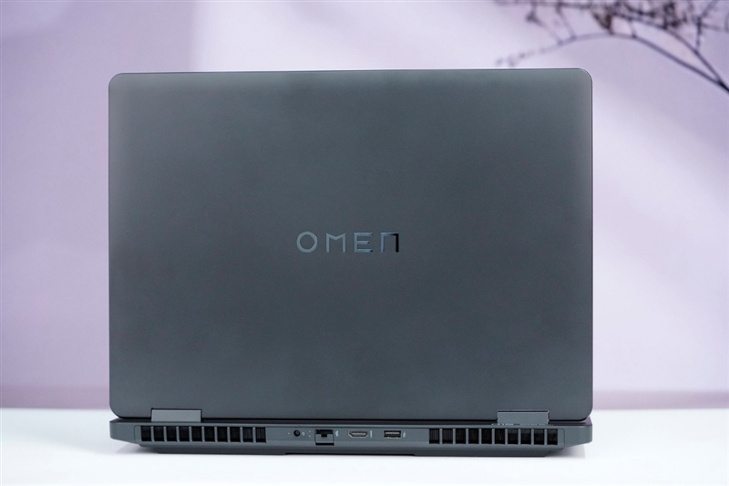 OMEN暗影精灵11游戏本评测:14代酷睿宝刀不老 配合RTX 50系显卡性价比凸显