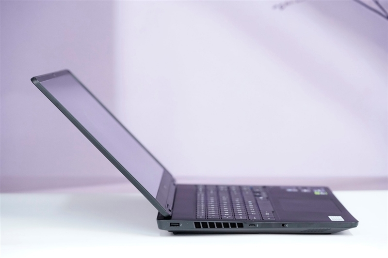 OMEN暗影精灵11游戏本评测:14代酷睿宝刀不老 配合RTX 50系显卡性价比凸显