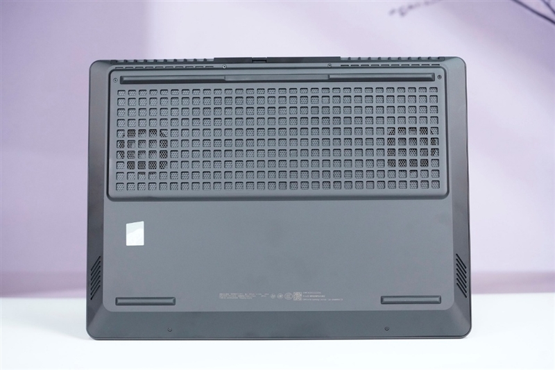 OMEN暗影精灵11游戏本评测:14代酷睿宝刀不老 配合RTX 50系显卡性价比凸显