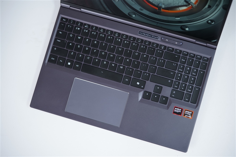 机械革命苍龙16 Ultra游戏本评测