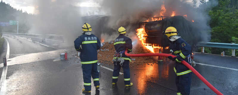 自燃险要单独买吗？汽车自燃属于车损险吗