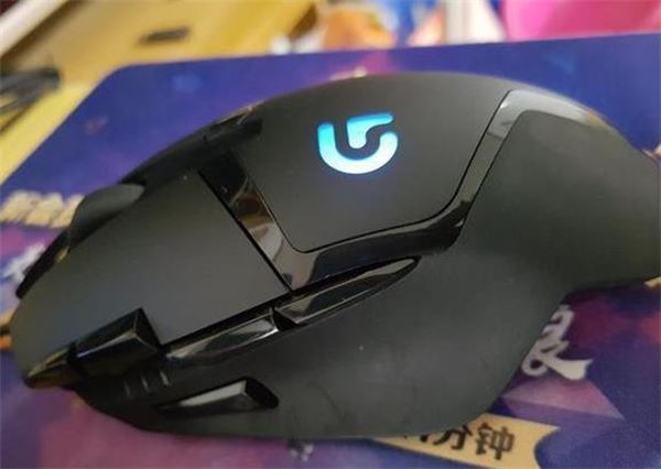 罗技G402和罗技102鼠标性能对比详解