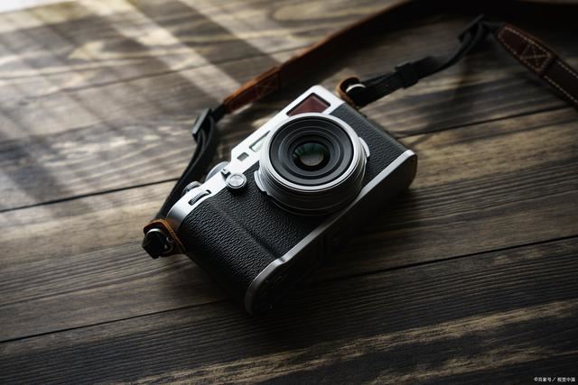 单反相机和手机相机的五大区别差异点详细介绍