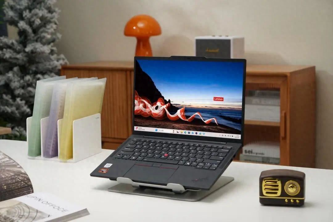 ThinkPad T14s AI 2024锐龙版笔记本电脑测评