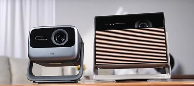 极米RS10 Ultra和坚果N1S Ultra激光投影仪的区别对比